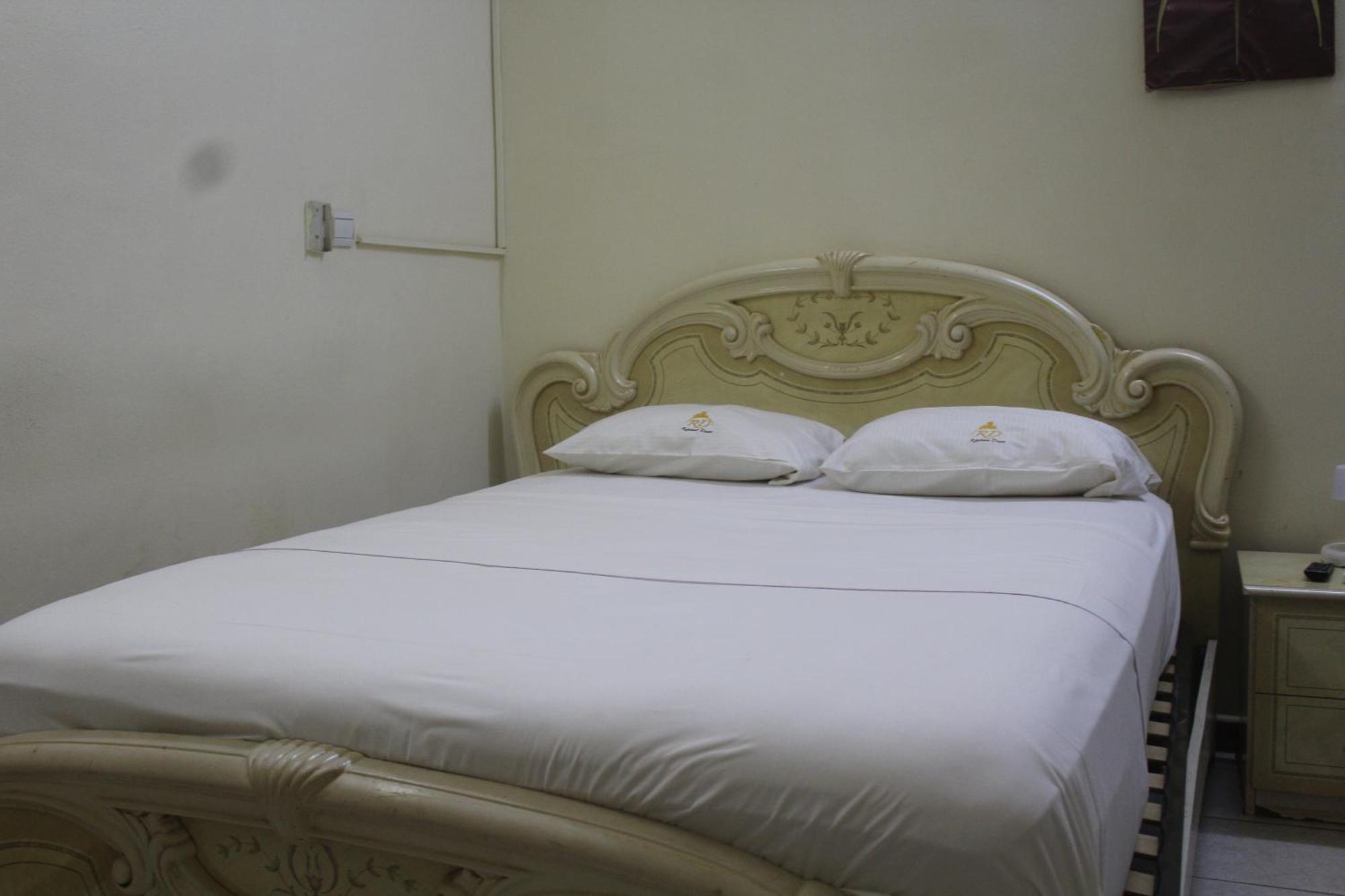 Residence Diane Wagadugu Zewnętrze zdjęcie