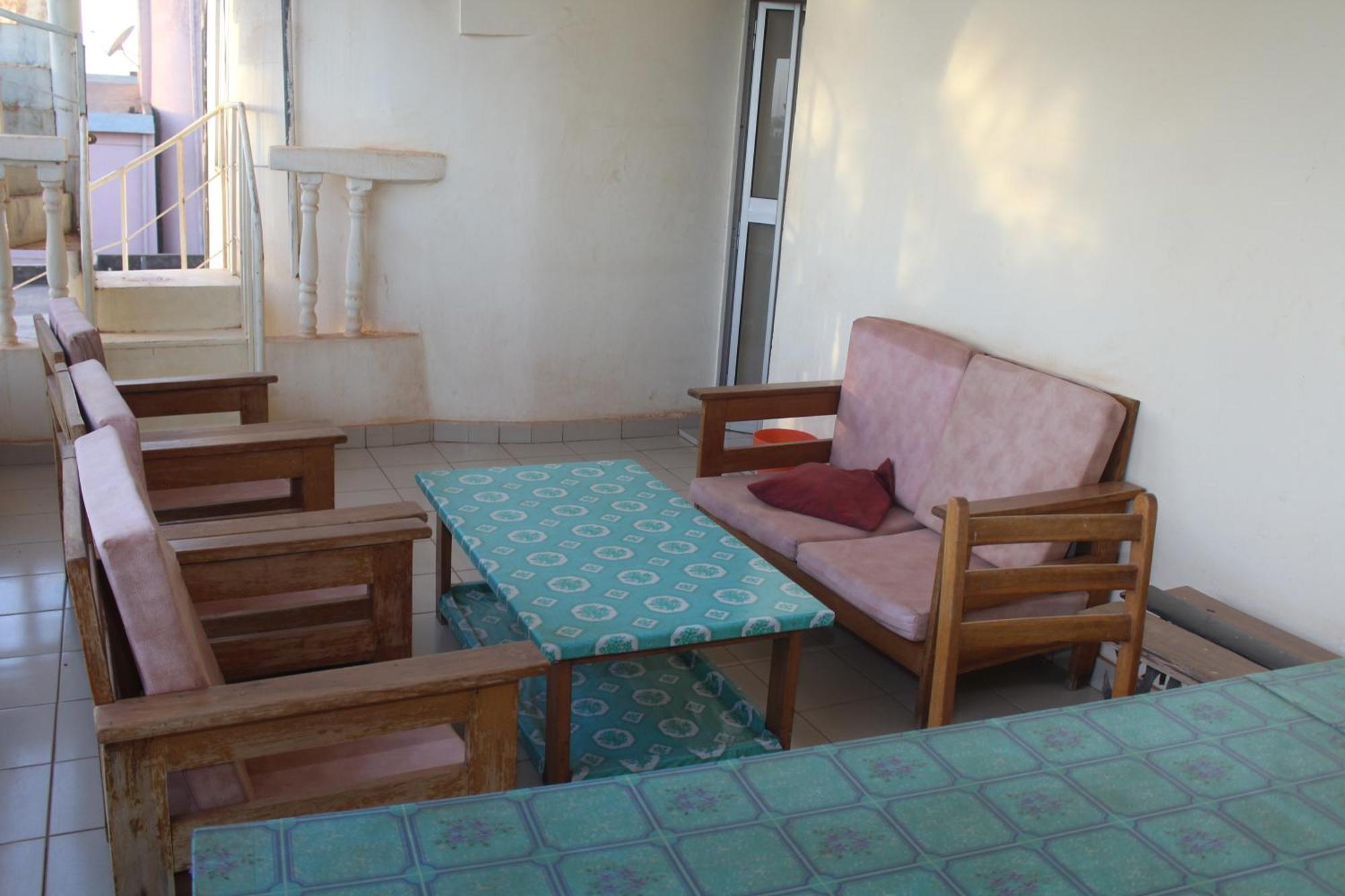 Residence Diane Wagadugu Zewnętrze zdjęcie